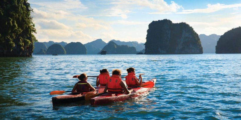 halong-bay-kayaking